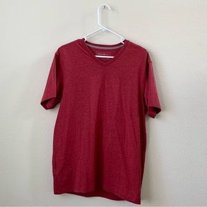 Red Mens V-Neck Eddie Bauer T-Shirt